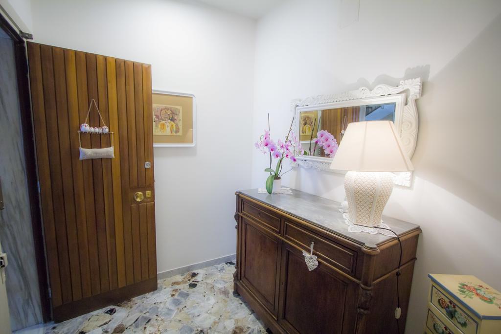 Bari Grand Central Apartment Luaran gambar